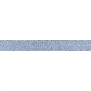 CONTRATREAPTA GRANIT FIAMAT NEW 687-2 - 130X16X2 cm, aspect granulat gri-roz cu textură antiderapantă, ideală pentru scări de interior și exterior, potrivită pentru trafic intens.