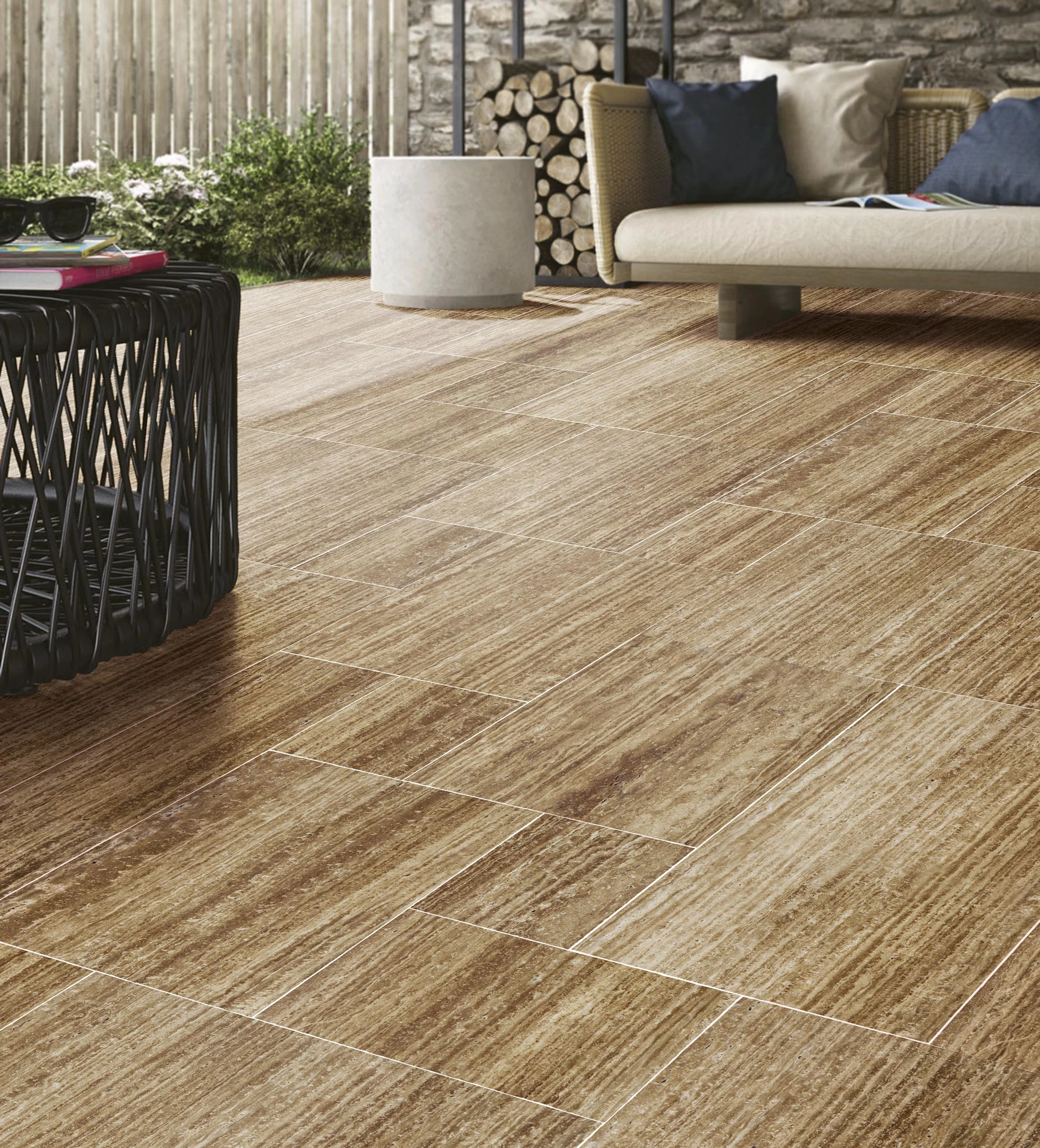 TRAVERTIN NOCHE FP PERIAT - 1.2 cm, French Pattern format din 9 placi/ set, diverse dimensiuni, în nuanțe calde de maro, ideal pentru pardoseli naturale cu aspect rustic și rezistență la îngheț.