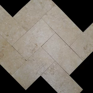 PAVAJ MARMURA ACIDWASH TRAVIN - 15X30 cm, nuanțe calde de bej, crem, nisipiu și accente ocru, ideal pentru exterior, cu rezistență sporită și aspect natural mat-umed.
