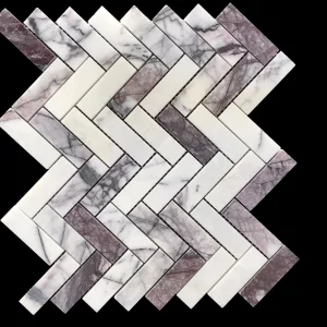 MOZAIC DIN MARMURA LILAC SPIC - 28.3X32.5X1 cm, model spic (herringbone), alb elegant cu venaturi și tonuri liliachii și violet, finisaj polisat, lucios, ideal pentru accente elegante în spații interioare.