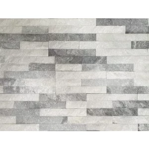 PIATRA NATURALA CS114A - 15X60 cm, în nuanțe de gri deschis și gri închis, ideal pentru placări interioare și exterioare cu un aspect modern și elegant.