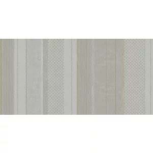 TAPET PVC ROYAL 93062 - 106X1000 cm (10.6 mp/rolă), cu dungi verticale elegante în nuanțe de gri, alb perlat și bej sidefat. Un model rafinat și modern, perfect pentru a conferi luminozitate și înălțime vizuală încăperilor.