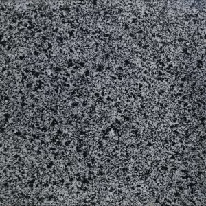 GRANIT NH GRI POLISHED - 60X60X1.8 cm, finisaj lucios (polisat), gri închis cu puncte negre și albe, ideală pentru pardoseli și pereți eleganți și rezistenți, interior sau exterior.