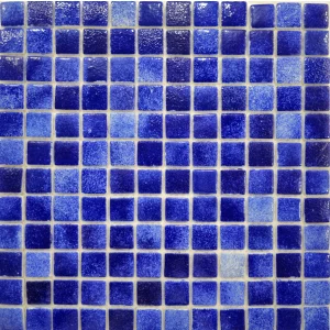 MOZAIC DIN STICLA H103 (chip 2.5x2.5) - 31.5X31.5 cm, nuanțe de albastru intens, finisaj lucios, ideal pentru piscine, băi și spații umede, interior sau exterior.