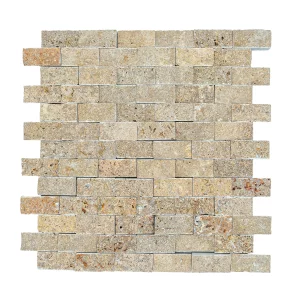 MOZAIC DIN TRAVERTIN NOCHE - 29X30.5, grosime variabila 1.5-1.8 cm, finisaj scapitat, split face, în nuanțe naturale de maro, ideal pentru decoruri interioare și exterioare cu aspect rustic și autentic.