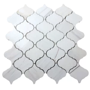MOZAIC DIN DOLOMIT ORIENTAL - 30.5X30.5 cm, finisaj șlefuit, model Oriental, alb elegant cu vene fine gri-bej, un design sofisticat inspirat din motive orientale.