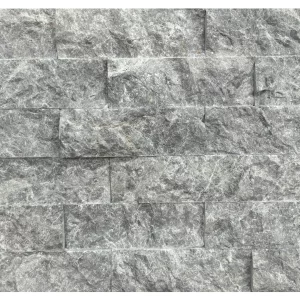 MARMURA SILVER STORM - 5X15 cm, scapitată, soluția ideală pentru placări elegante, cu textură naturală și nuanțe rafinate de gri, potrivită pentru interior și exterior.