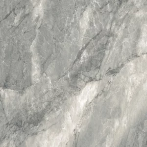 GRESIE ALICE GREY - 60X120 cm, porțelanată, aduce eleganța pietrei naturale într-o nuanță gri sofisticat, cu jocuri subtile de tonuri deschise și închise. Finisajul mat este completat de efecte lucioase în relief (Vitro), ce dau un aer modern și rafinat oricărui spațiu.