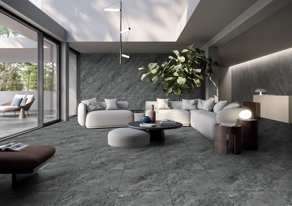 GRESIE BLACK SALT - R11 - 60X60 cm, porțelanată, rectificată, finisaj mat antiderapant, nuanță antracit, ideală pentru interior și exterior.