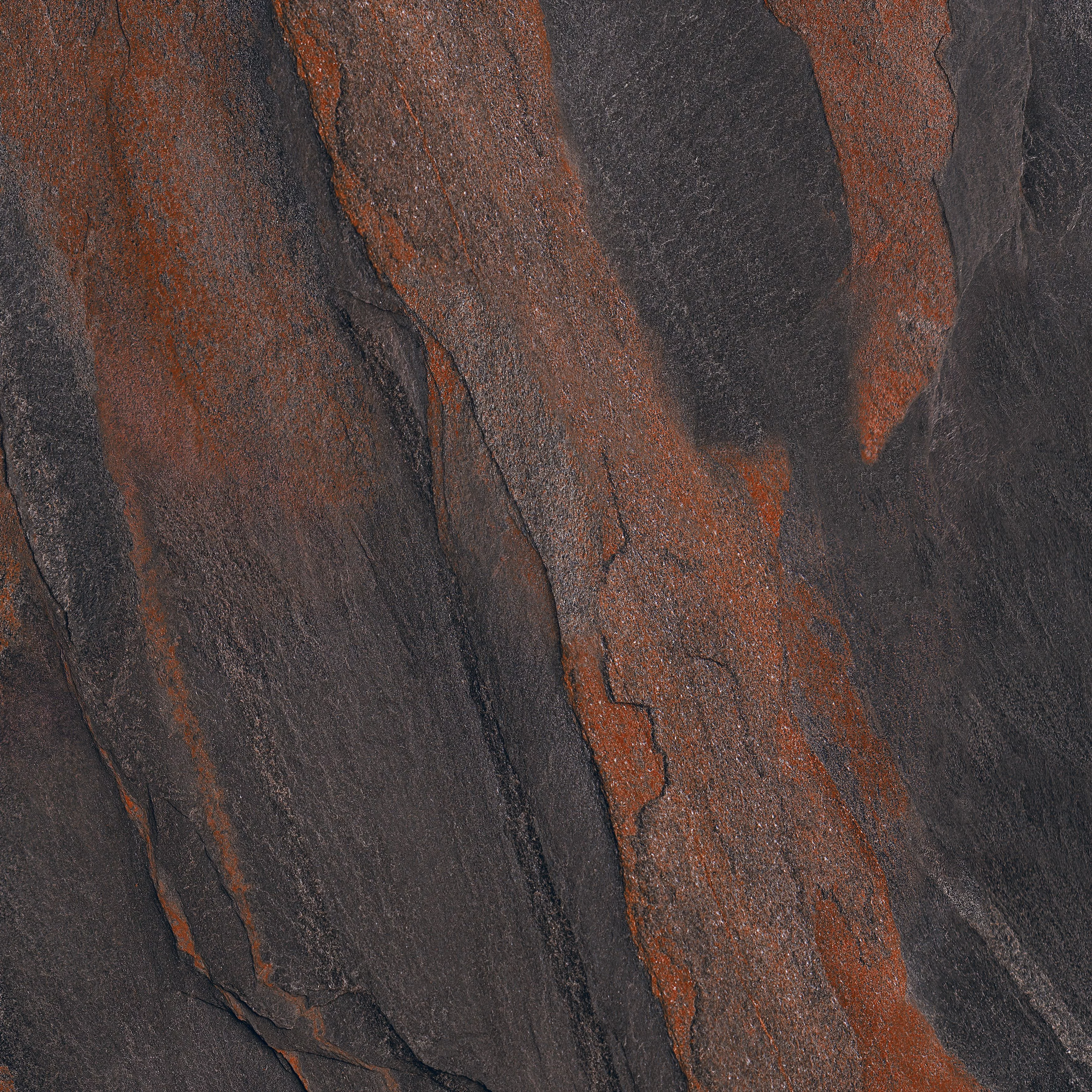 GRESIE SLATE ANTHRACITE MAT - 60X60 cm, porțelanată rectificată, finisaj mat, în nuanțe intense de antracit cu accente ruginii, aspect natural de ardezie, ideală pentru spații interioare și exterioare moderne.