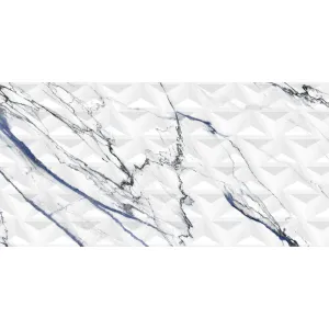 FAIANTA OIKOS BLUE DECOR - 30X60 cm, ceramica glazurată, rectificata, lucioasă, recomandata pentru interior, cu model geometric subtil in relief, pe fundal de marmură albă cu vene albastre si gri, ideală pentru accente moderne.