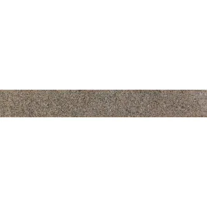 CONTRATREAPTA GRANIT RH POLISHED - 17X130X1.8 cm, finisaj lucios în nuanțe de roșu și gri, ideală pentru scări interioare și exterioare, potrivită pentru spații cu trafic intens.