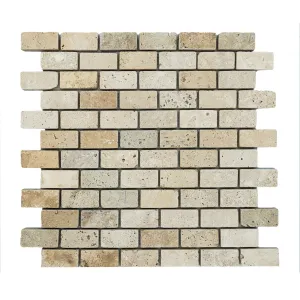 MOZAIC DIN TRAVERTIN LIGHT - 30.5x30.5x1 cm, bej, finisaj tumbled, format din placi de 2.3x4.8 cm, montat pe plasă, ideal pentru decoruri naturale, interior și exterior.