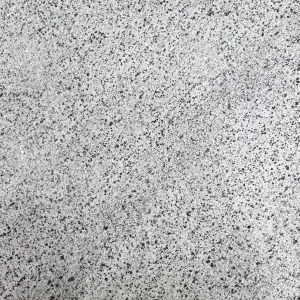 GRANIT NH GRI FIAMAT - 60X60X1.8 cm, finisaj fiamat, suprafata rugoasa, antiderapanta, nuante de gri inchis si gri deschis, pentru placari interioare si exterioare.