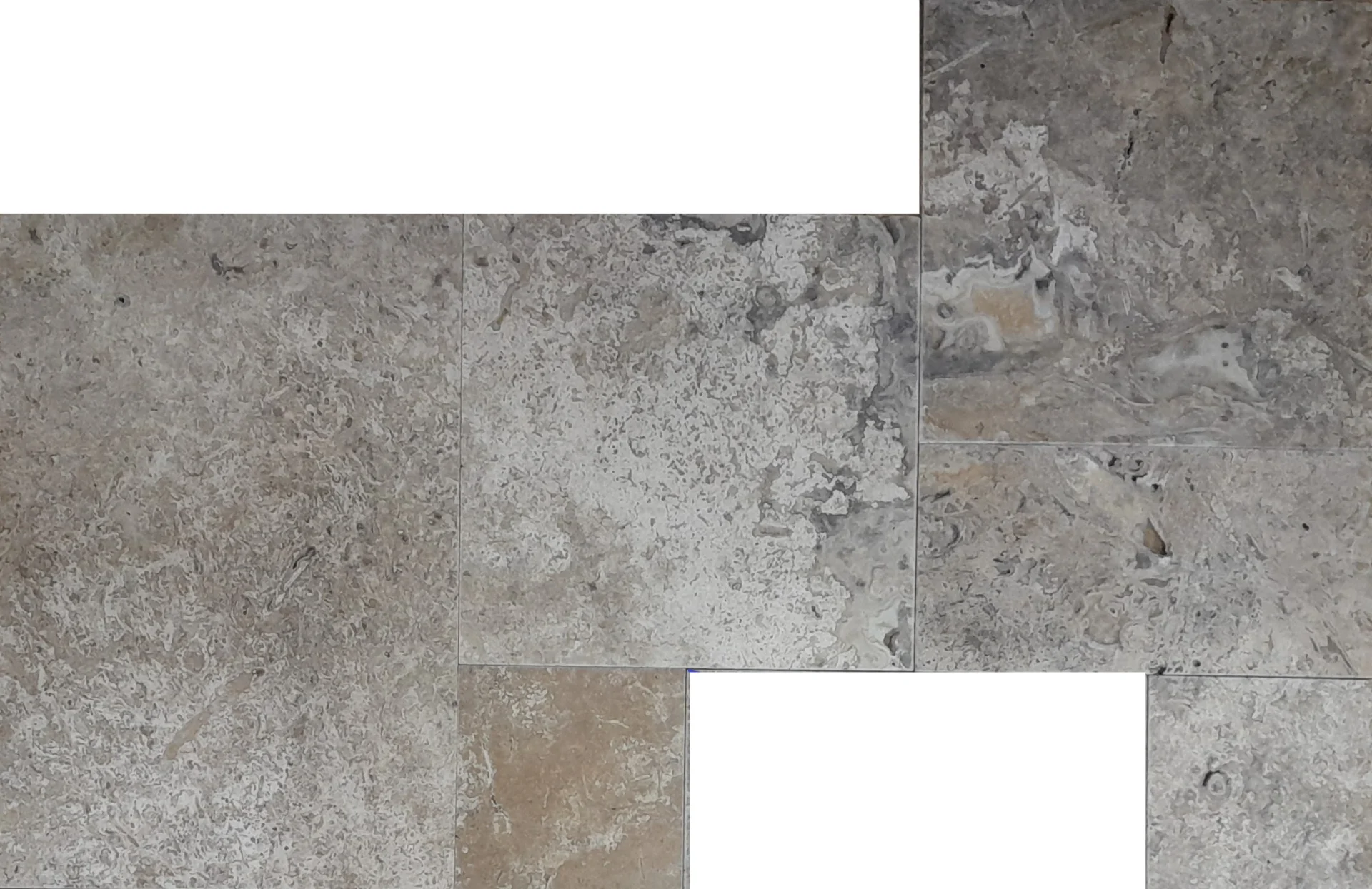 TRAVERTIN COLOR MIX FP -1.2 cm, French Pattern, set modular format din 6 plăci de dimensiuni diferite, grosime 1.2 cm, finisaj tumbled și nechituit, în tonuri mixte de gri, crem și bej, ideal pentru pardoseli naturale cu design variat și rustic-elegant.