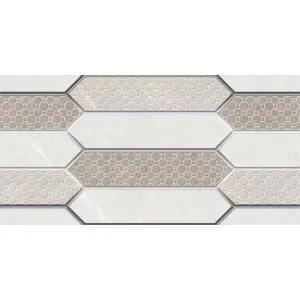 FAIANTA FRESNO HL 22183-RM2 - 30X60 cm, ceramica glazurata, rectificata, aduce rafinament și dinamism spațiului prin modelul său unitar în relief cu efecte metalice argintii și accente reactive de tip glue finish, în tonuri calde de bej și crem.