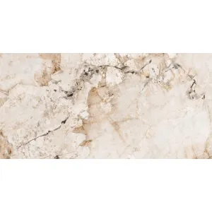 GRESIE OMICRON CREMA - 60X120 cm, porțelanată, aspect elegant de marmură exotică, în nuanțe crem deschis cu accente bej, gri și nervuri fine maro-negricios. Finisajul mat este pus în valoare de efecte speciale lucioase în relief (Vitro), pentru un design modern și sofisticat.