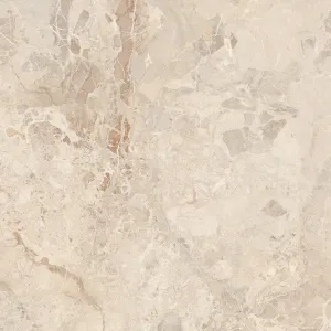 GRESIE BRECCIA SILVER - 80X80 cm, porțelanată lucioasă, cu aspect de marmură breccia în nuanțe de bej-argintiu cu inserții maronii, ideală pentru spații interioare și exterioare elegante.
