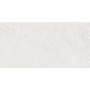 GRESIE CARVING ONYX SPIDER WHITE - 60X120 cm, porțelanată, aspect de marmură albă, suprafata cu textură delicată și efect carving mat, ideală pentru interioare și exterioare elegante.