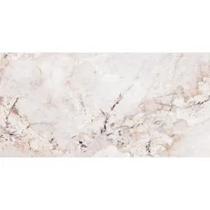 GRESIE CARVING CRYSTAL SOFT BEIGE - 60X120 cm, porțelanată , aspect de marmură bej deschis, cu inserții maro și gri, finisaj mat cu efect carving, ideală pentru spații elegante, interioare și exterioare.