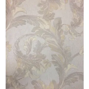 TAPET PVC CHAMBORD 59E102 - 53X1000 cm (5.3 mp/rolă), cu model baroc elegant în nuanțe sidefate de crem, bej și argintiu. Ideal pentru decoruri sofisticate, aduce rafinament și strălucire discretă pereților interiori.