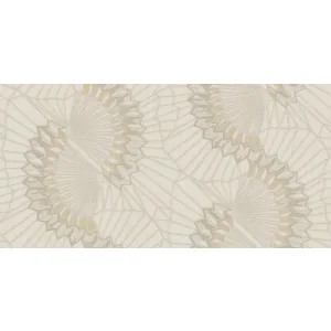 TAPET PVC ROYAL 93035 - 106X1000 cm (10.6 mp/rolă), cu model geometric tridimensional în nuanțe rafinate de crem, gri și auriu deschis. Ideal pentru interioare elegante, moderne sau contemporane.