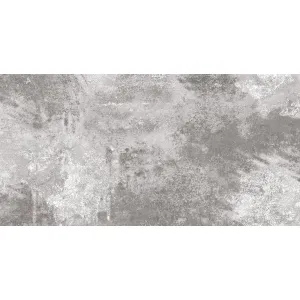 GRESIE MILKYWAY SILVER GRANDE - 60X120 cm, porțelanată, finisaj mat metalizat în nuanțe de gri-argintiu, modernă și elegantă, ideală pentru spații cu design contemporan.