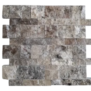 MOZAIC DIN TRAVERTIN SILVER MINIPANEL - 29.6x28.4 cm, grosime variabila 1.5-1.8 cm, finisaj split face (scapitat), montat pe plasă, ideal pentru pereți interiori și exteriori cu aspect modern-rustic.