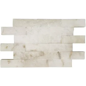 MARMURA SMOKEY WHITE - 5X15 cm, grosime variabilă 1.5-1.8 cm, scapitată, nuanțe elegante de alb-cristalin cu accente gri-aurii, ideală pentru placări verticale interioare și exterioare.