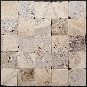 TRAVERTIN SILVER - 10X10 cm, cu finisaj antichizat tumbled, in nuanțe elegante de gri, crem și bej, perfect pentru proiecte cu stil rustic sau contemporan.