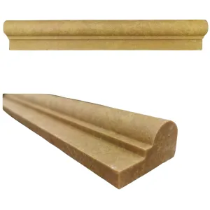 PROFIL DIN TRAVERTIN NOCE OJEE - 4.8X30.5 cm, finisaj mat, nechituit, în nuanțe naturale de maro mediu, cu vene și accente bej-aurii. Potrivit pentru borduri și rame decorative în spații interioare.